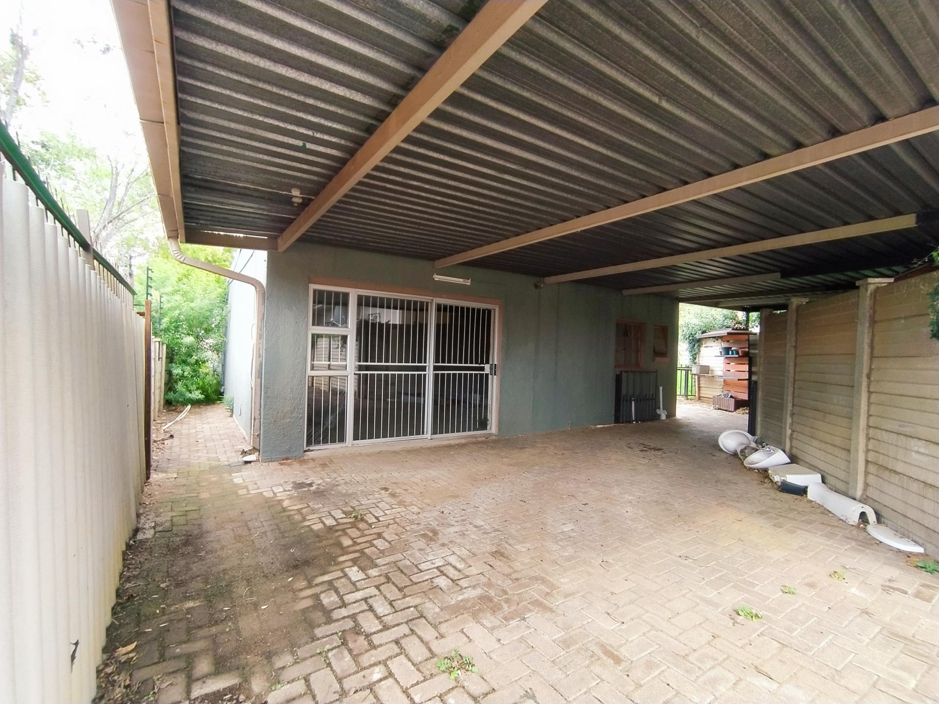 Front View of property in Dan Pienaar