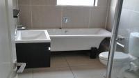 Bathroom 1 - 7 square meters of property in Greenstone Hill