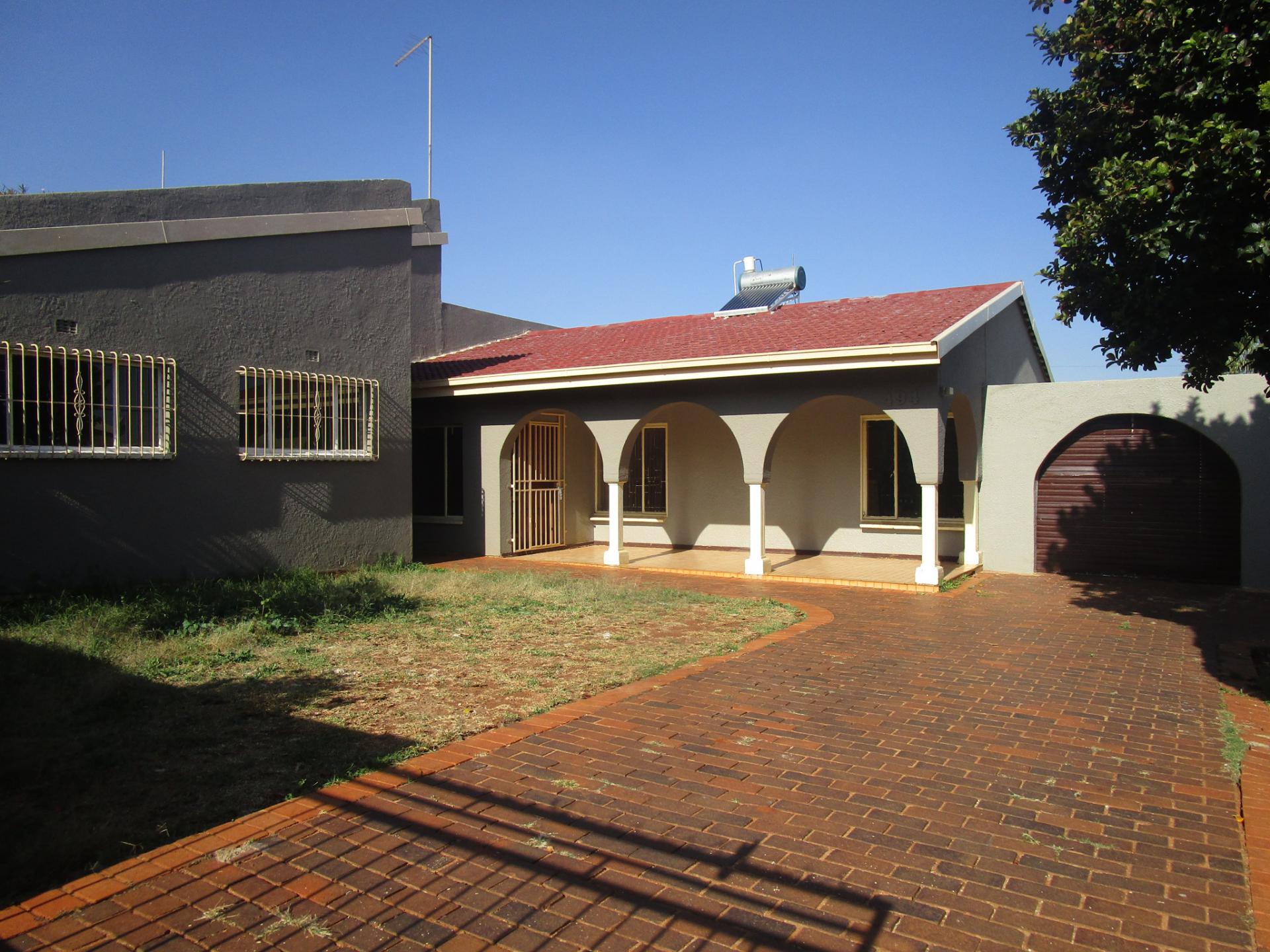 Front View of property in Lenasia South