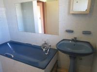 Bathroom 1 - 6 square meters of property in Lenasia South