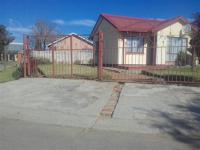 Front View of property in Kutlwanong