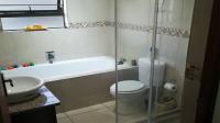 Bathroom 1 - 7 square meters of property in Comet