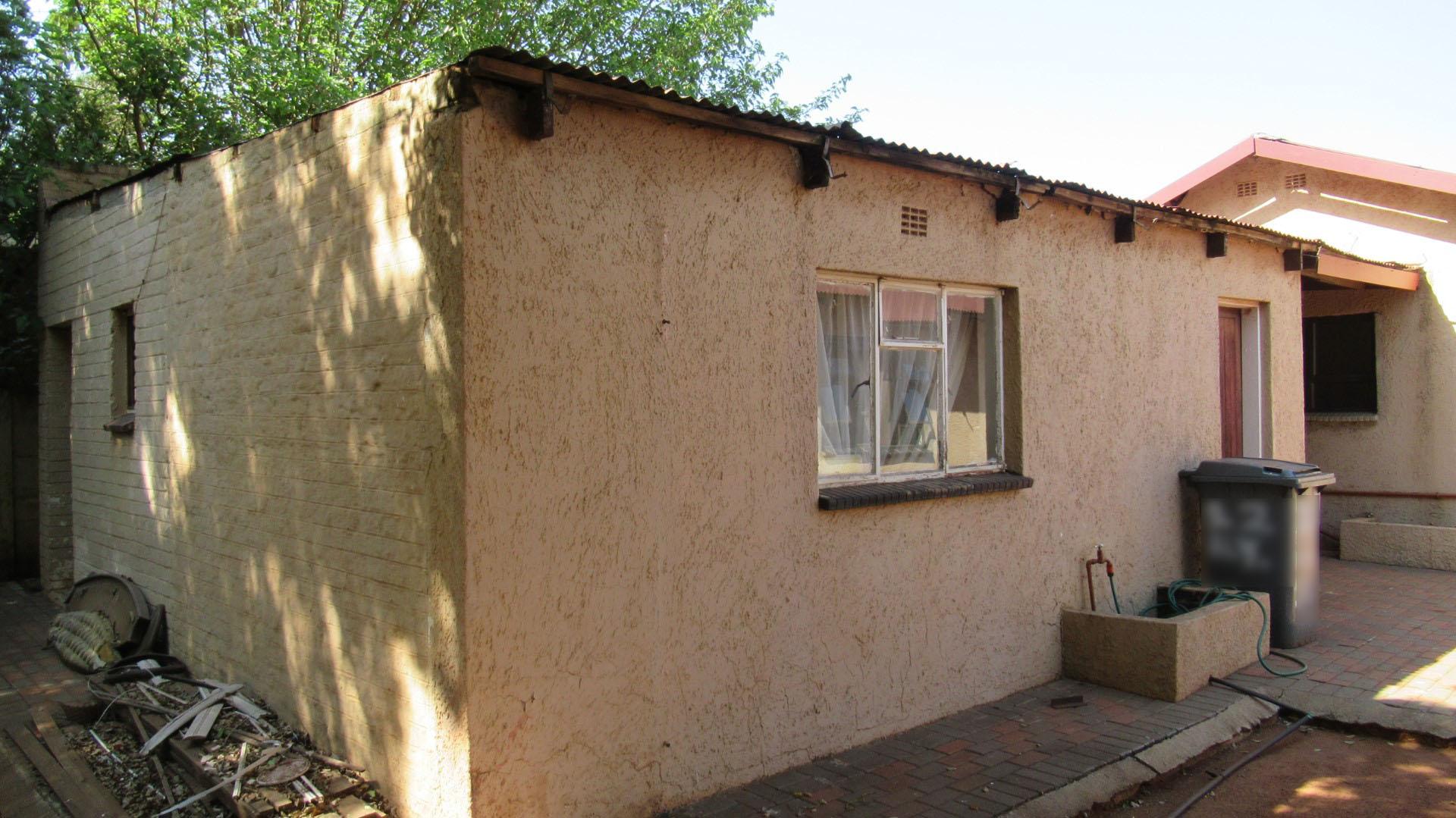 Backyard of property in Oberholzer