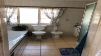 Bathroom 2 - 8 square meters of property in Anerley