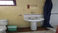 Bathroom 1 - 13 square meters of property in Anerley