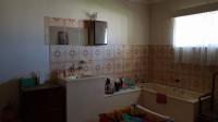 Bathroom 1 - 14 square meters of property in Daveyton