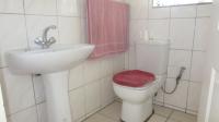 Bathroom 1 - 4 square meters of property in Modder East