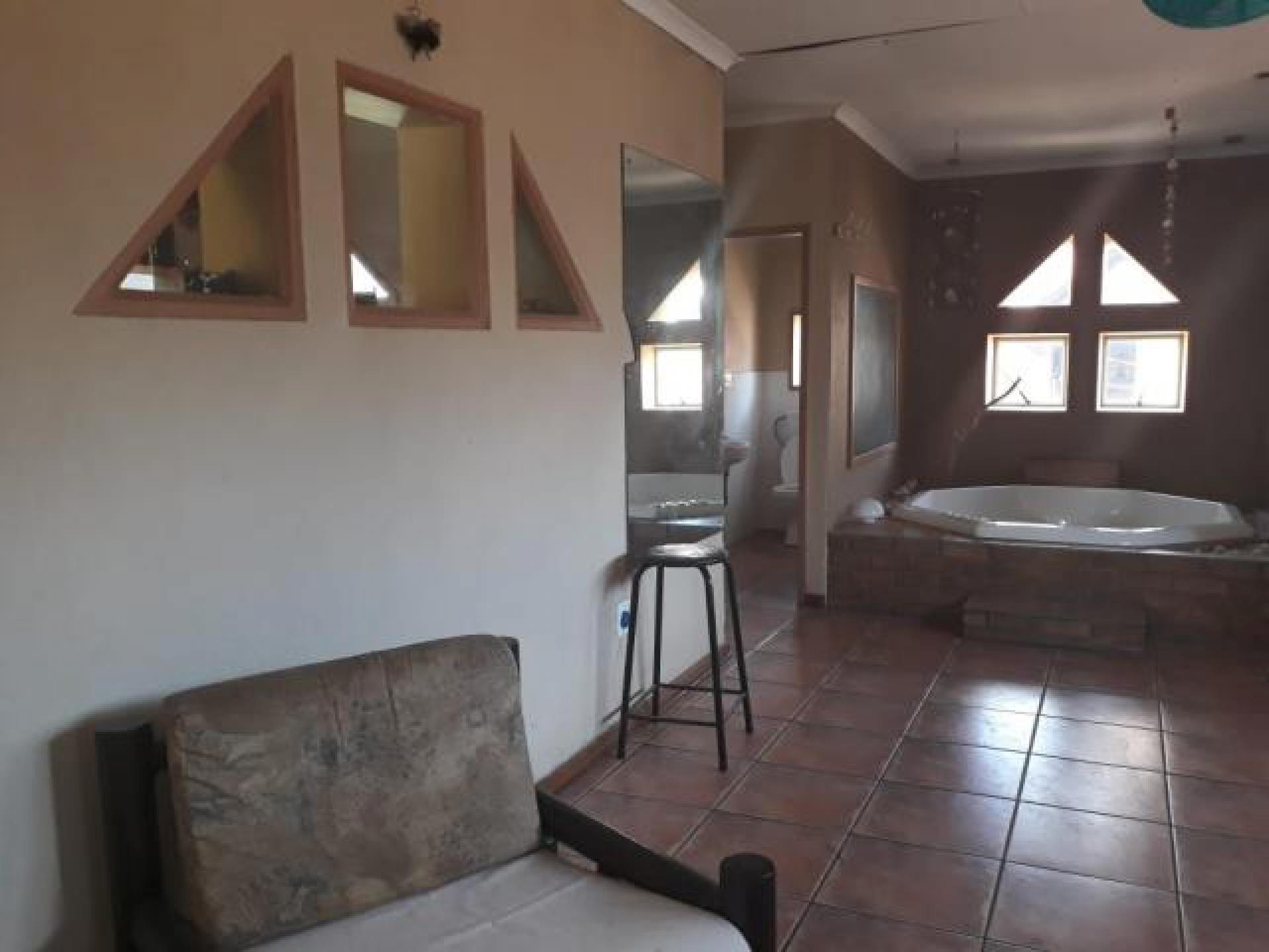 Entertainment of property in Sunward park