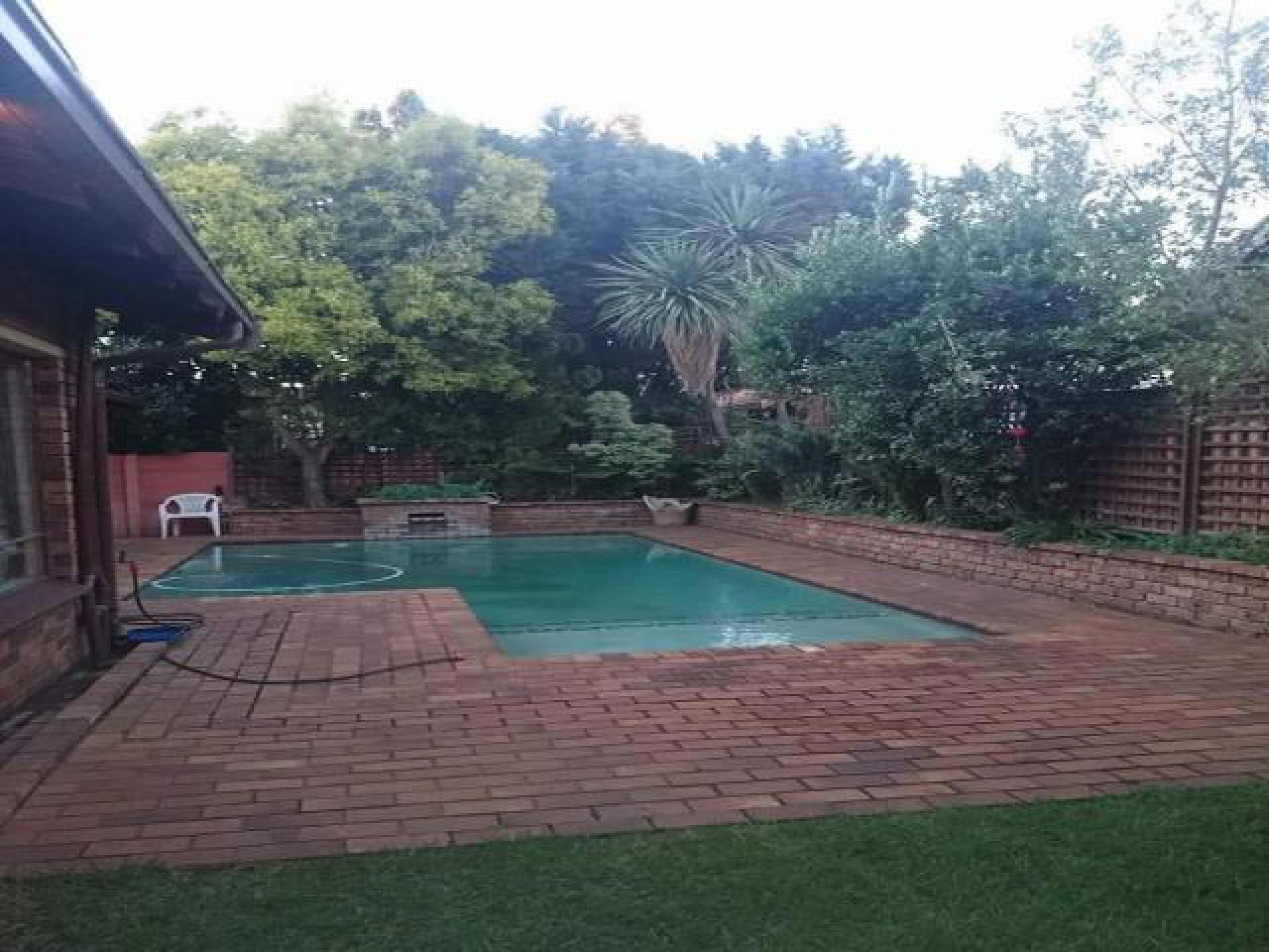Entertainment of property in Sunward park