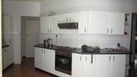 Kitchen - 7 square meters of property in Sunward park