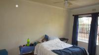 Main Bedroom - 12 square meters of property in Sunward park