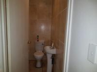 Guest Toilet - 2 square meters of property in Honeydew Manor
