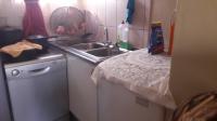 Kitchen - 8 square meters of property in Ravensklip