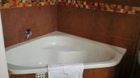 Bathroom 2 - 7 square meters of property in Kaysers Beach