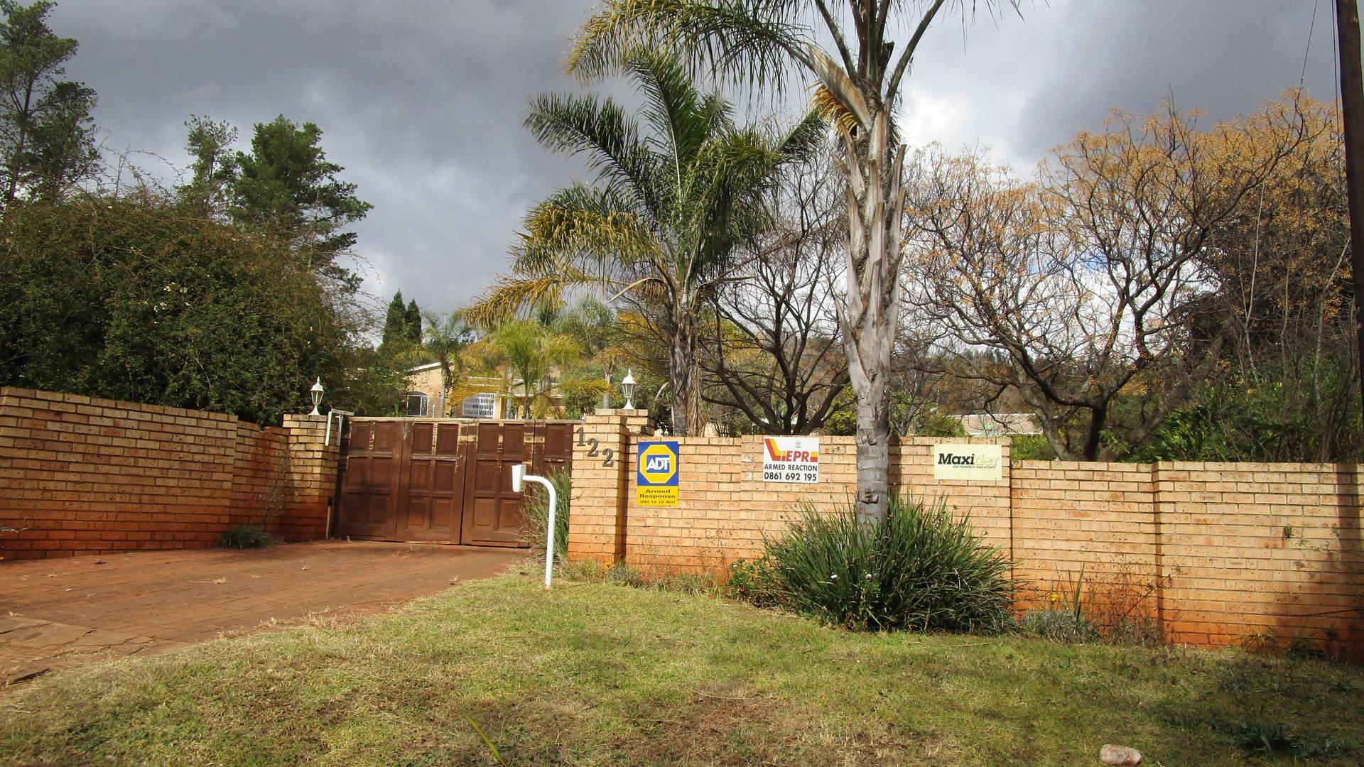 Front View of property in Muldersdrift