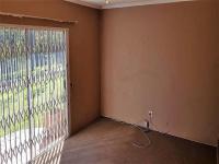 Lounges - 24 square meters of property in Muldersdrift