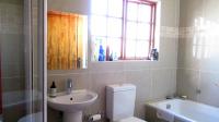 Bathroom 1 - 6 square meters of property in Blue Hills