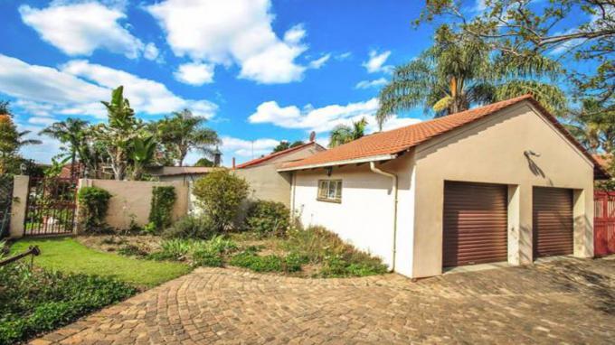 3 Bedroom Simplex for Sale For Sale in Garsfontein - Home Sell - MR210197