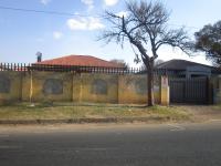 Front View of property in Roodepoort North