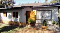 Front View of property in Pyramid