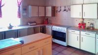 Kitchen - 17 square meters of property in Pyramid