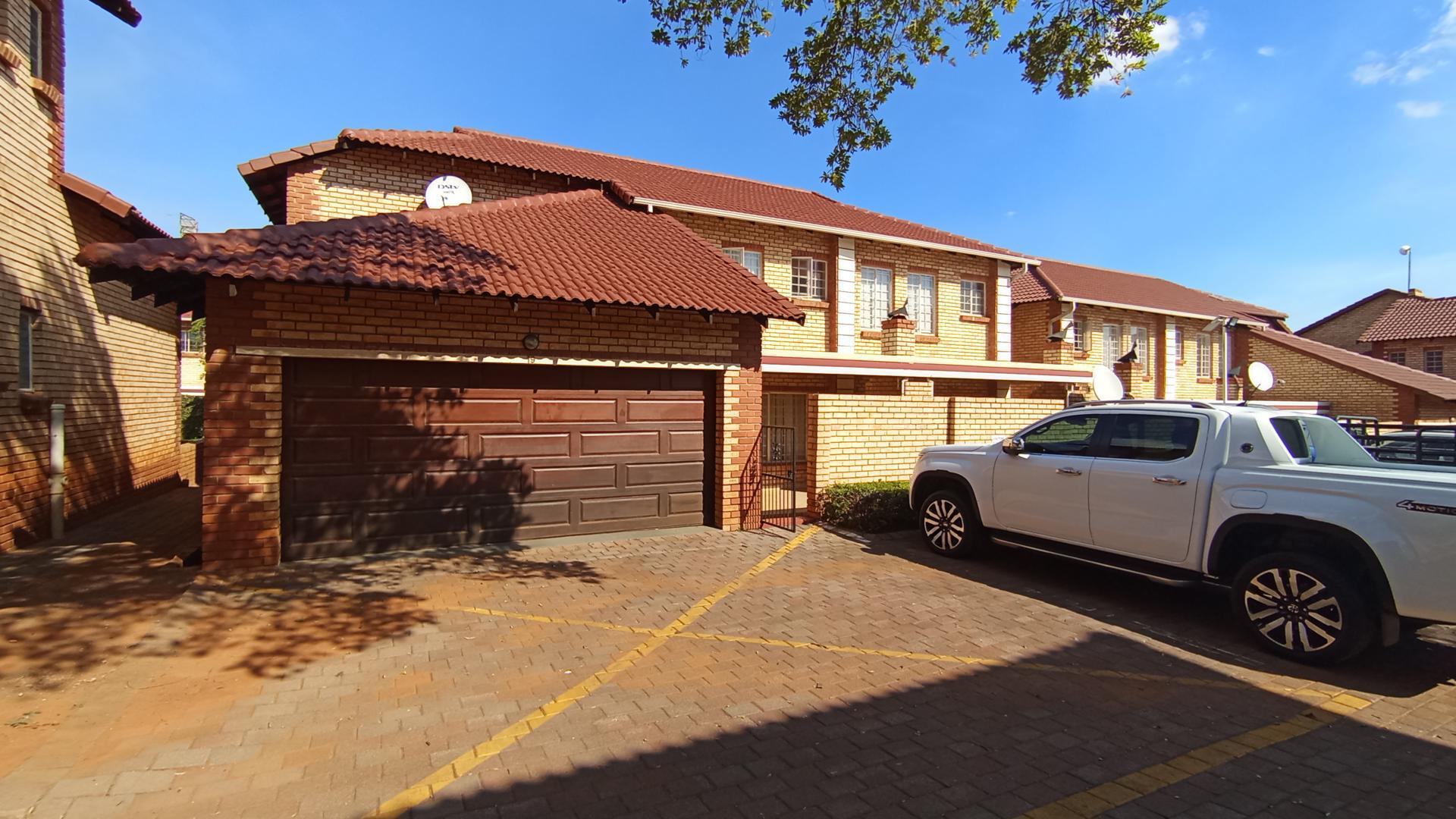 Front View of property in Pretorius Park