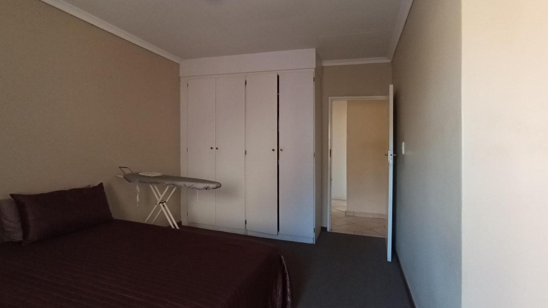 Bed Room 2 - 14 square meters of property in Pretorius Park