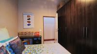 Bed Room 1 - 10 square meters of property in Ben Fleur