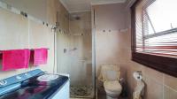 Main Bathroom - 8 square meters of property in Ben Fleur