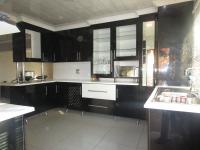 Kitchen - 14 square meters of property in Sebokeng