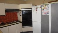 Kitchen - 19 square meters of property in Bonaero Park