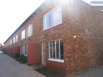 2 Bedroom Duplex for Sale For Sale in Pretoria North - Home Sell - MR21147