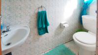 Guest Toilet - 3 square meters of property in Rustenburg