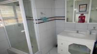 Bathroom 3+ of property in Willowbrook