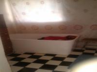 Main Bedroom - 25 square meters of property in Umhlatuzana 