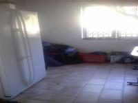 Kitchen - 20 square meters of property in Umhlatuzana 