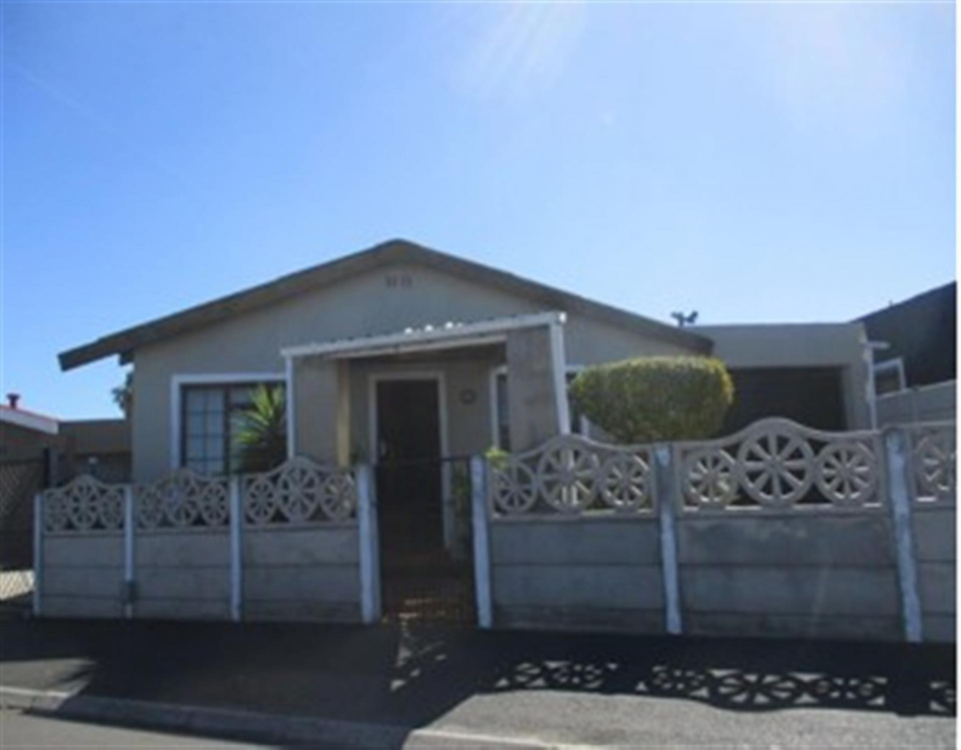 Front View of property in Goodwood