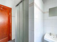Bathroom 1 - 6 square meters of property in Orange Grove