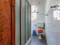Bathroom 1 - 6 square meters of property in Orange Grove