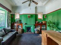 Lounges - 23 square meters of property in Orange Grove