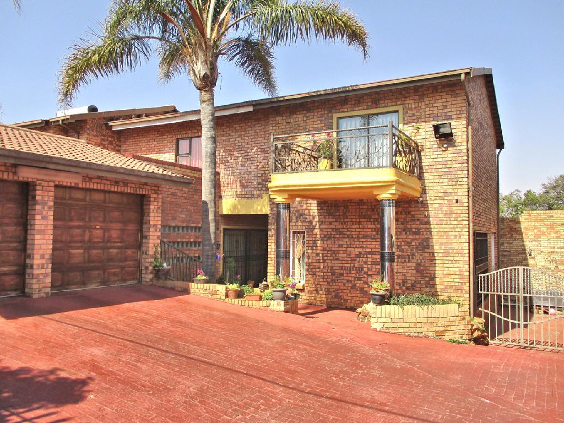 Houses For Sale In Lenasia Ext 1 at Christa Pomeroy blog