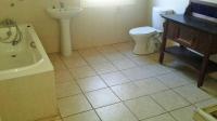 Main Bathroom - 7 square meters of property in Brandfort