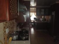 Kitchen - 15 square meters of property in Daveyton