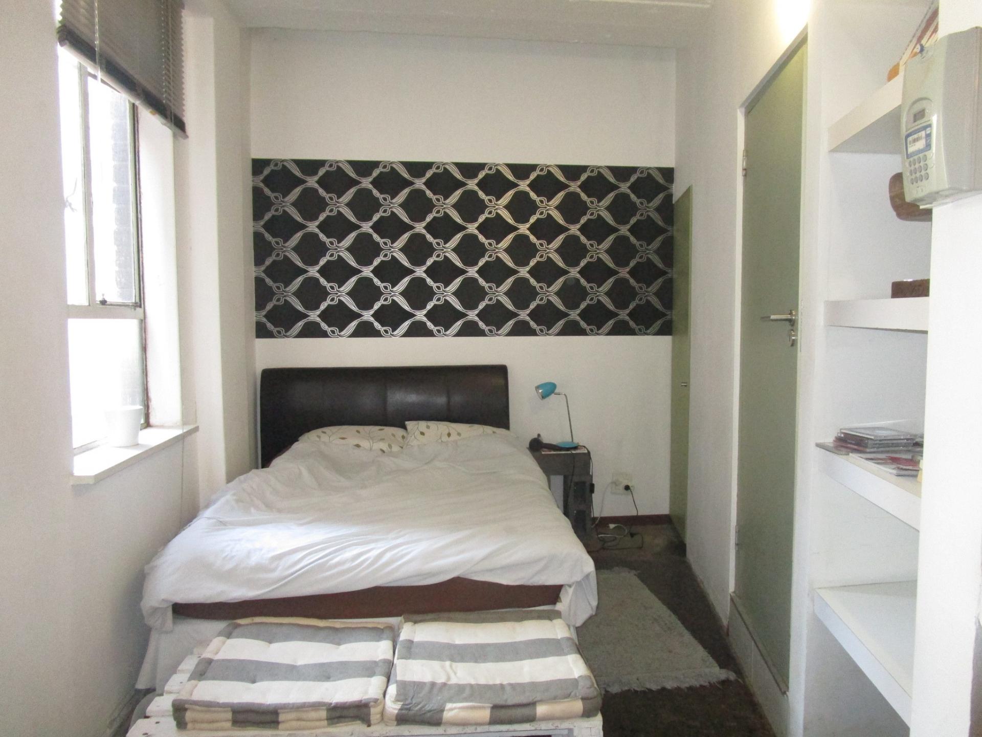 Main Bedroom - 9 square meters of property in Braamfontein