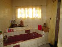 Main Bathroom - 8 square meters of property in Zakariyya Park