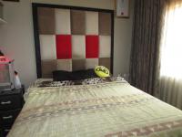 Bed Room 1 - 23 square meters of property in Zakariyya Park