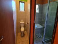 Bathroom 1 - 5 square meters of property in Leisure Bay