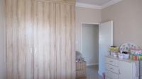 Bed Room 2 - 15 square meters of property in Rua Vista