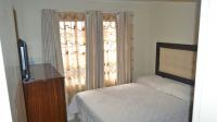 Bed Room 1 - 9 square meters of property in Albemarle