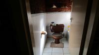Main Bathroom - 9 square meters of property in Akasia